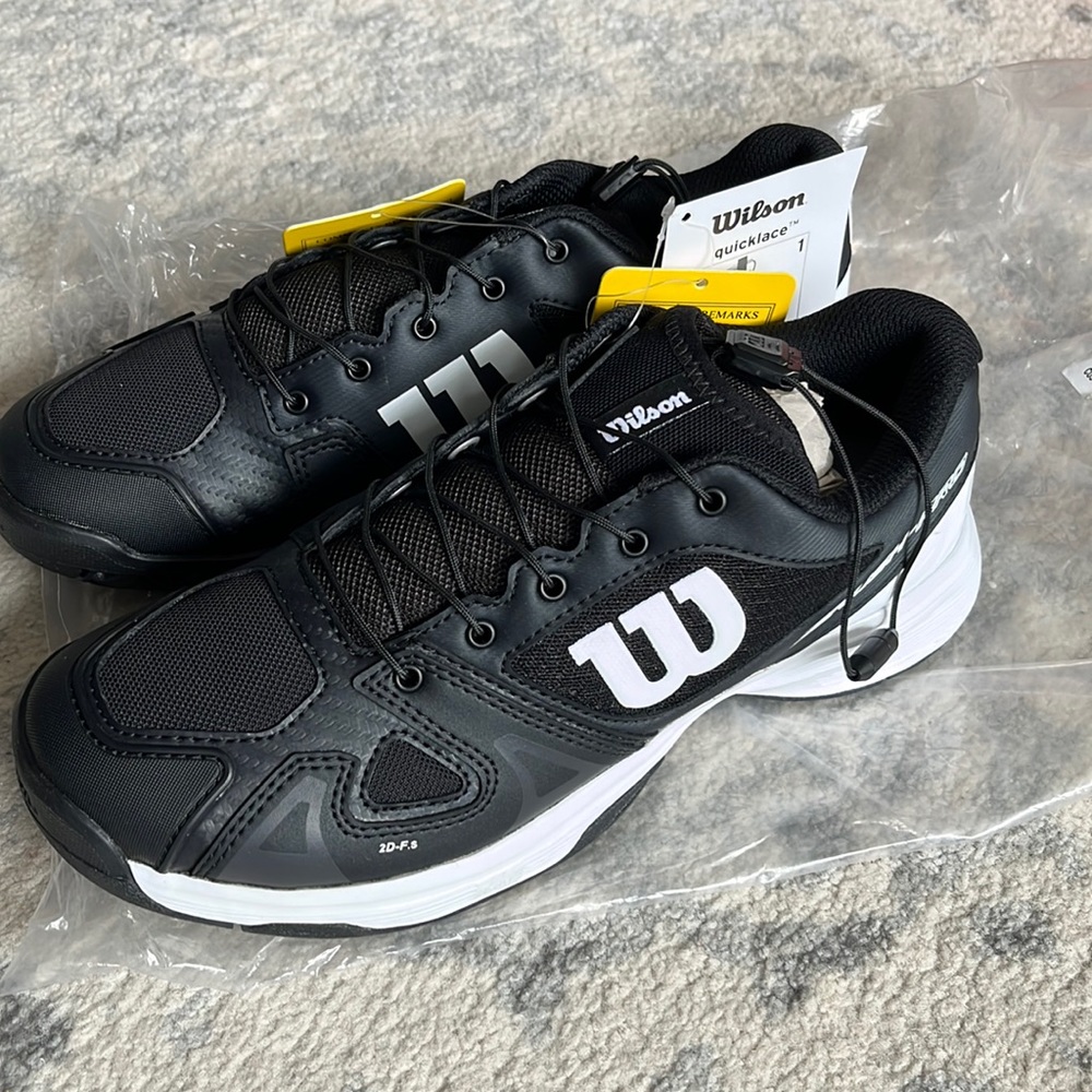 NWT Wilson Rush Pro Junior QL Tennis Shoe Size 6